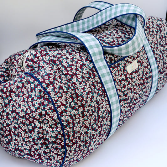 Duffle & Traveling Bags